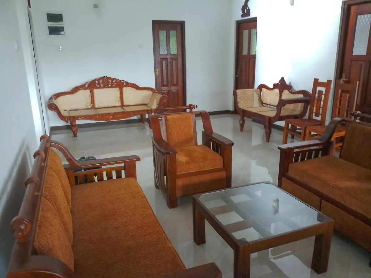 Rock Edge Residence Kandy Pensjonat